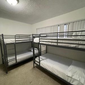 Single Bed 6-Bed Dormitory Room